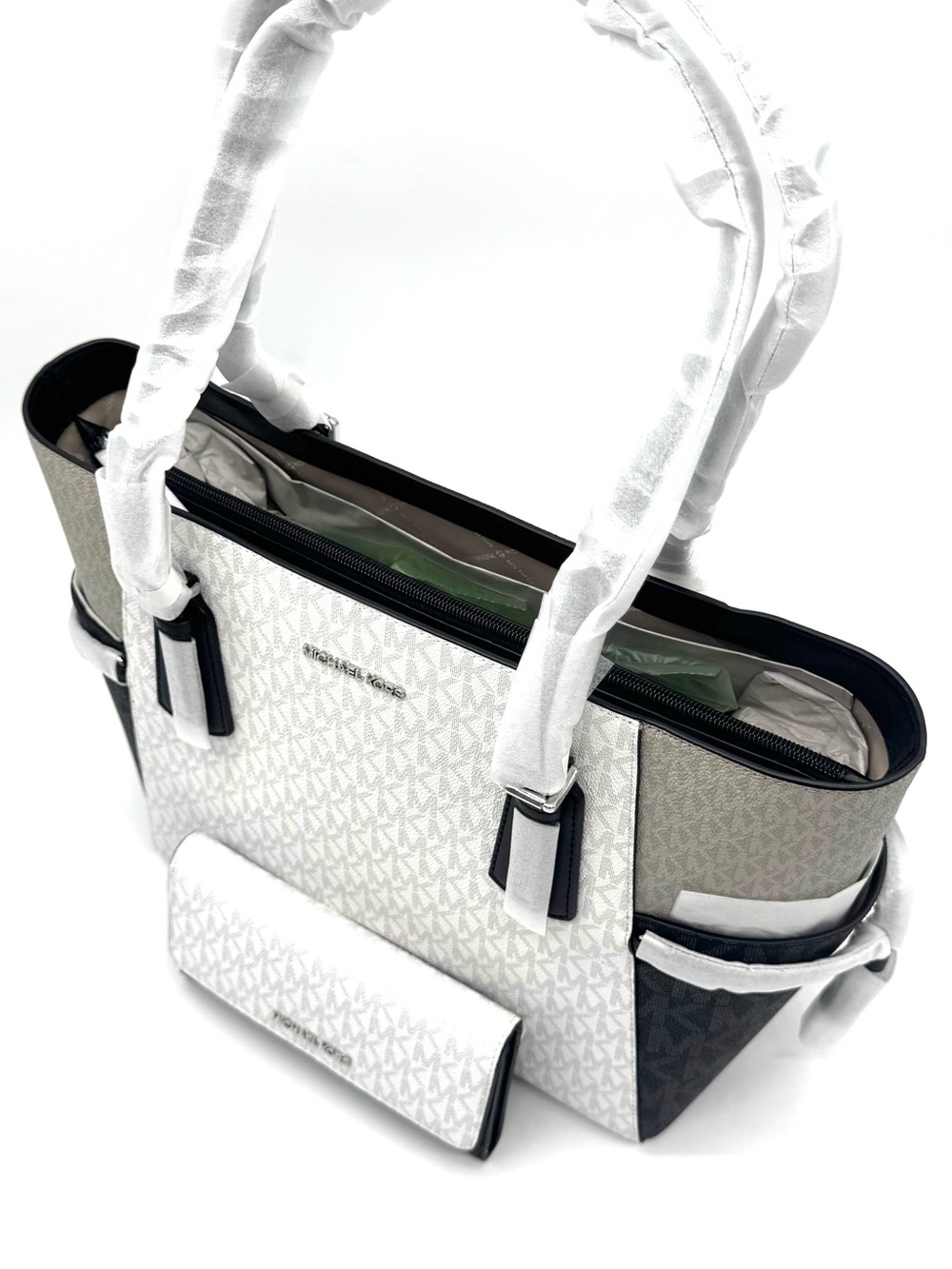 Michael Kors Voyager Large Color-Block Logo Tote Bag w Matching Trifold Wallet - Picture 11 of 15
